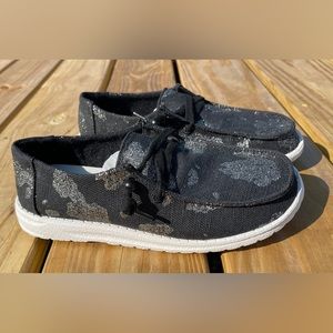 New Women's Gypsy Jazz Sparkly Cow Shoes  Animal Print Slip on Sneakers size 8.5
